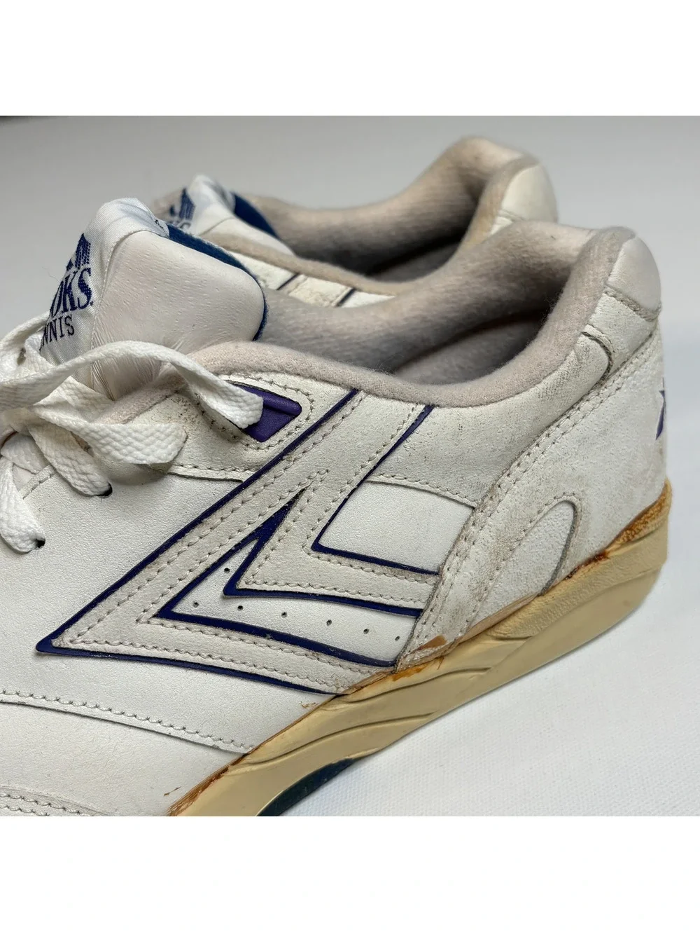 Vintage Brooks Team Brooks Leather Sneakers White Korea 10
